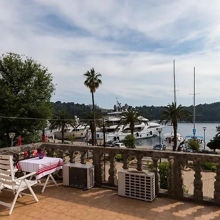 Karmen * Cavtat